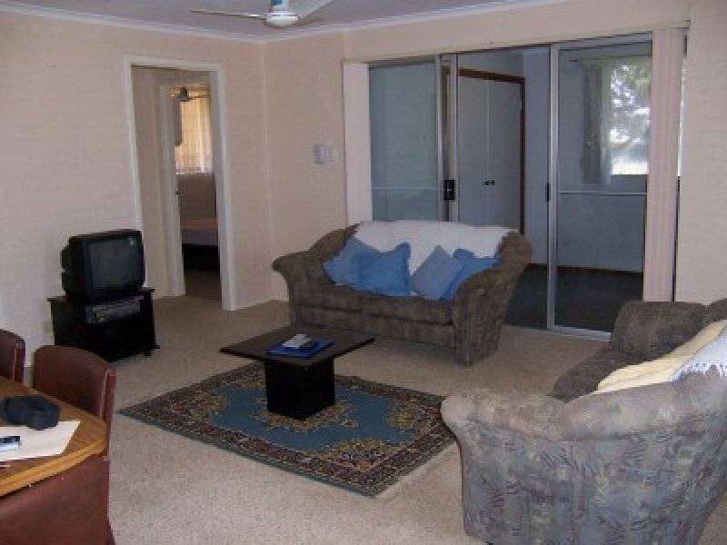 . Sun River Chalet Unit 2, Kalbarri WA 6536