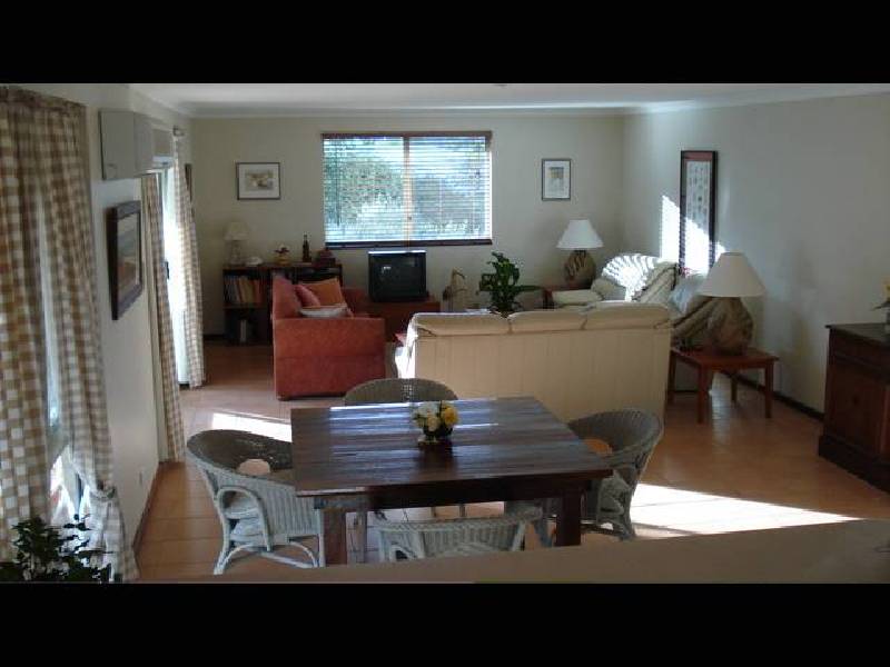 3 Batavia Circle, Kalbarri WA 6536