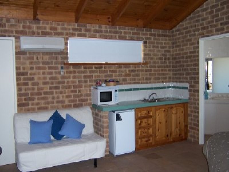 30 Batavia Circle – Nautilus Retreat, Kalbarri WA 6536