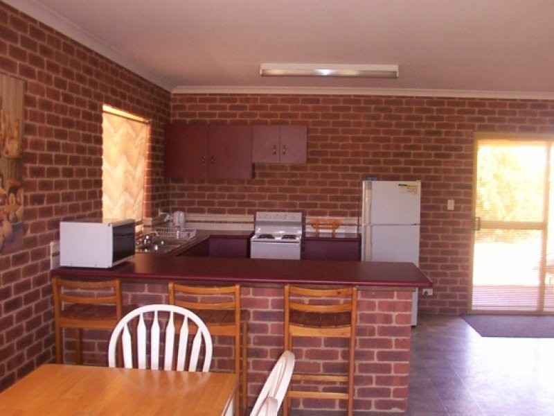 16 Gantheaume Cres – Woodys, Kalbarri WA 6536