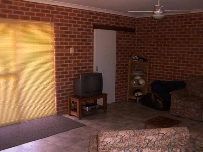 16 Gantheaume Cres – Woodys, Kalbarri WA 6536