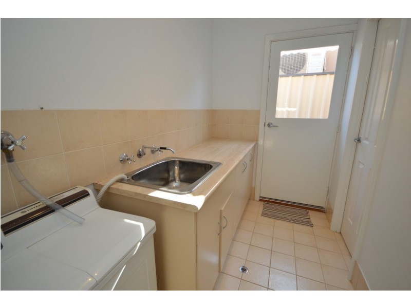 4/4 Seakist Retreat, Kalbarri WA 6536