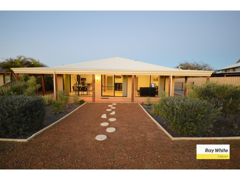 8 Gallant Close, Kalbarri WA 6536