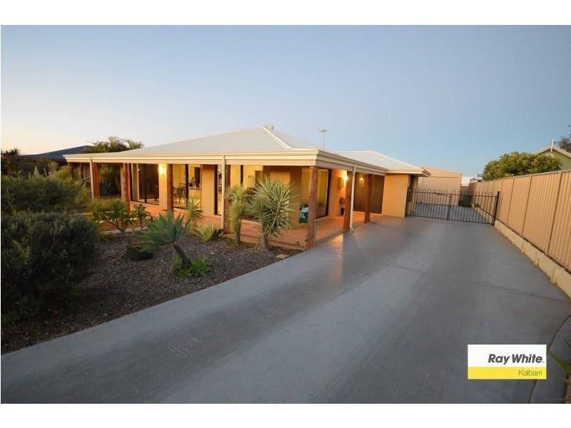 8 Gallant Close, Kalbarri WA 6536