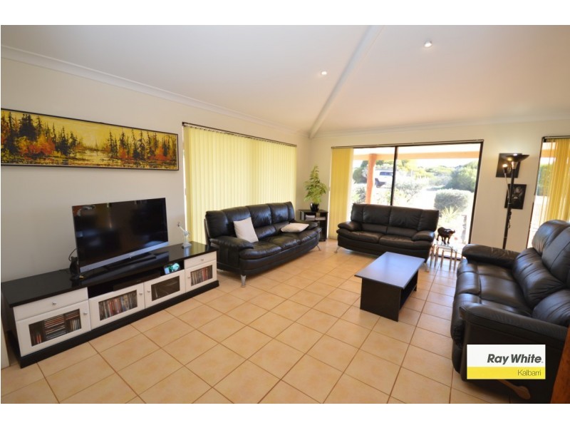 8 Gallant Close, Kalbarri WA 6536