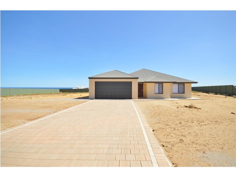 18 Castaway Street, Kalbarri WA 6536