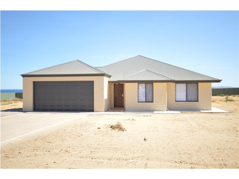 18 Castaway Street, Kalbarri WA 6536