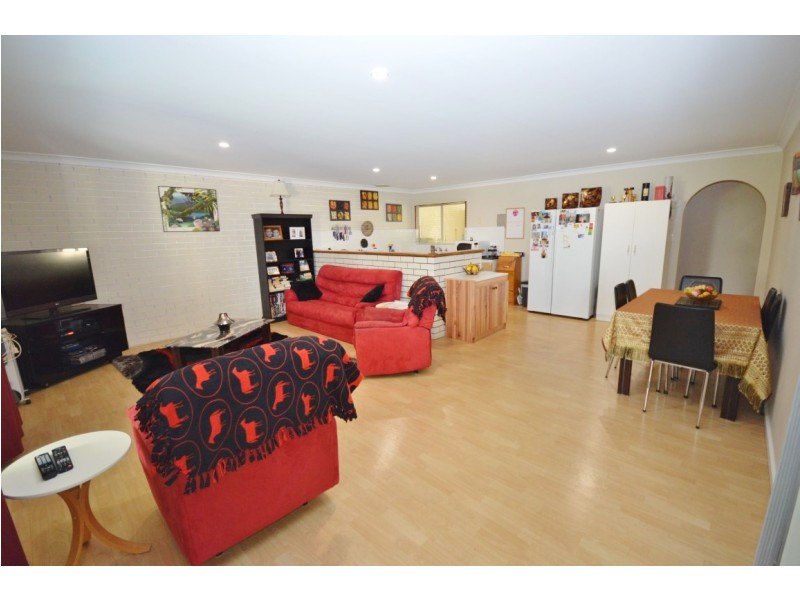 8 B Penn Street, Kalbarri WA 6536