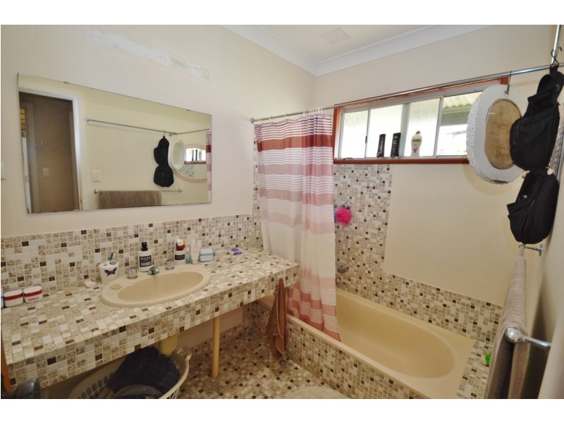 8 B Penn Street, Kalbarri WA 6536