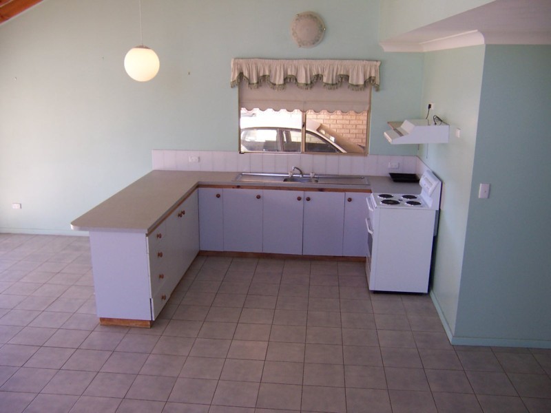 2/19 Gantheaume Crescent, Kalbarri WA 6536