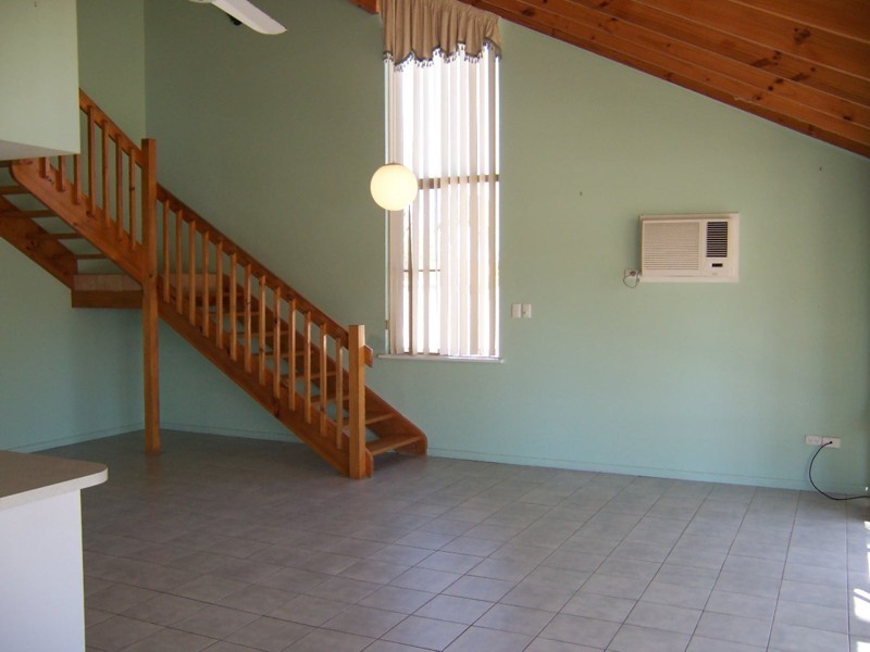 2/19 Gantheaume Crescent, Kalbarri WA 6536