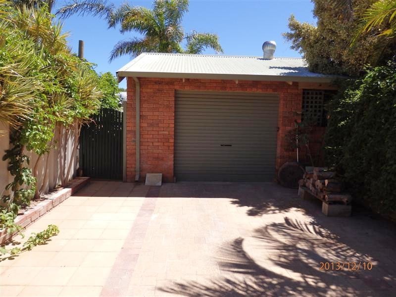 13 Gantheaume Crescent, Kalbarri WA 6536
