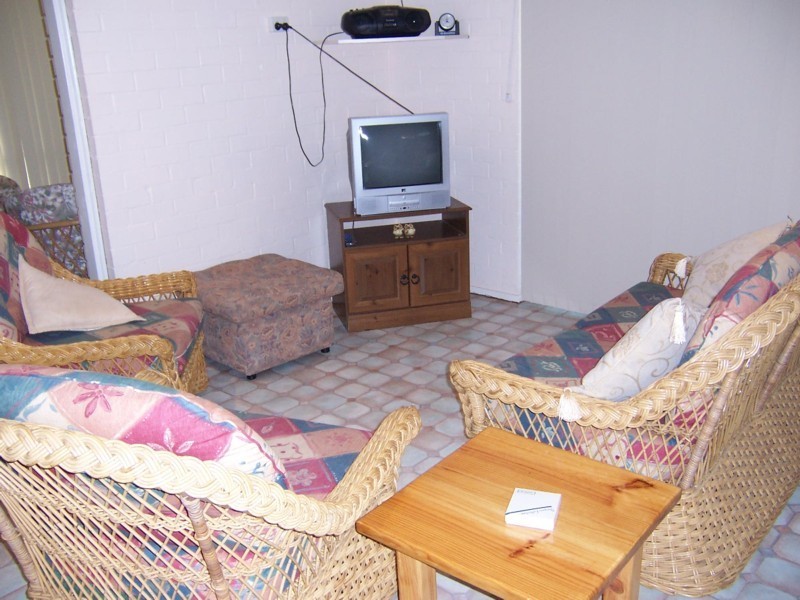 Unit 6 /  116 Nanda Drive – Sun River Chalets, Kalbarri WA 6536