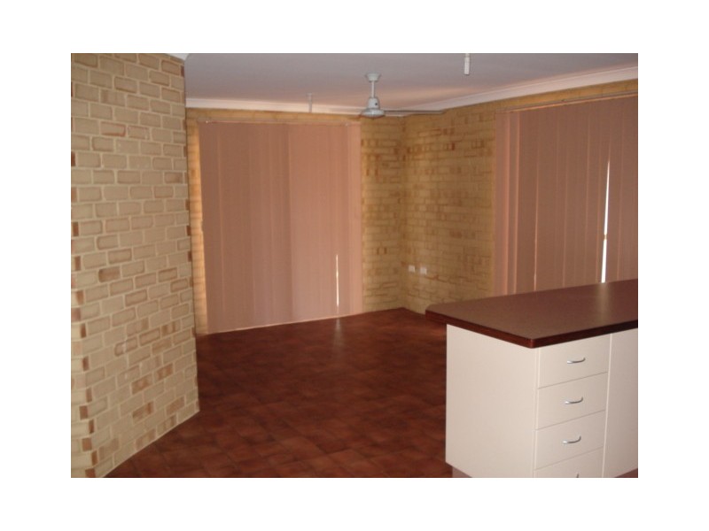 17 Crocos Circuit, Kalbarri WA 6536