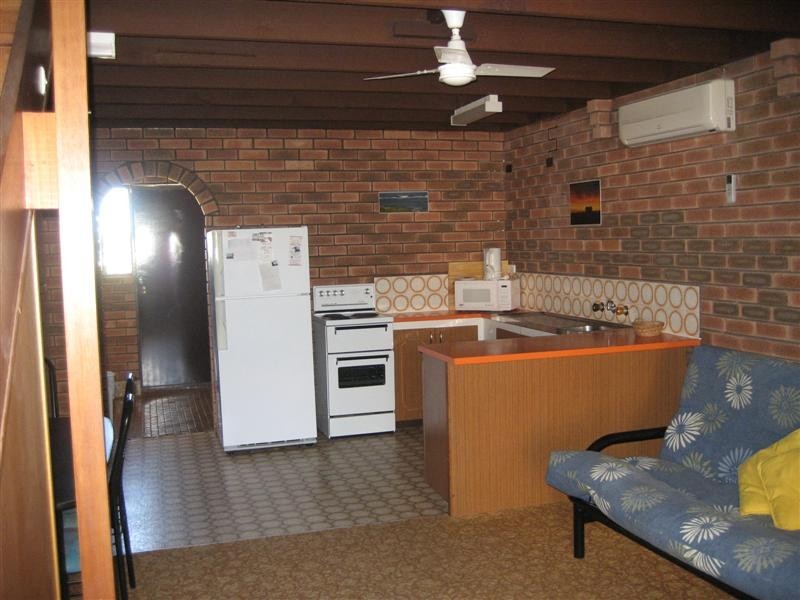 14/22 Chick Court Units, Kalbarri WA 6536