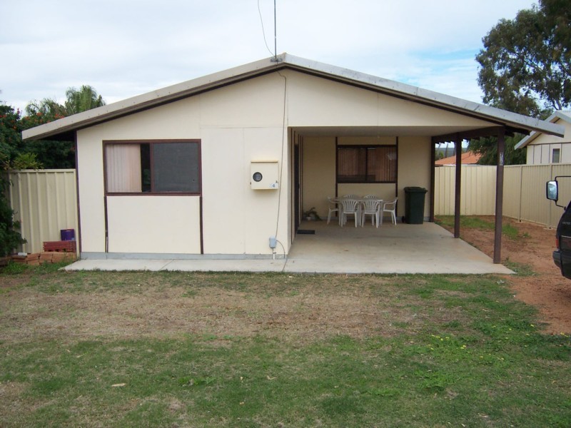 8 A  Starfire Close, Kalbarri WA 6536