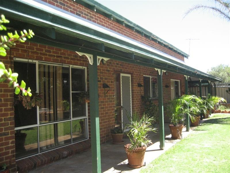 18 Gantheaume Crescent, Kalbarri WA 6536