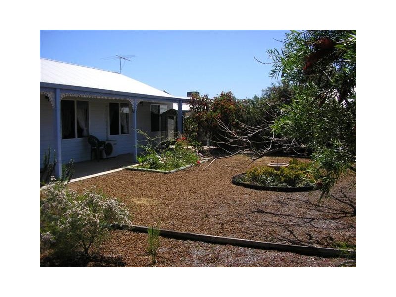 9 Seakist Retreat, Kalbarri WA 6536