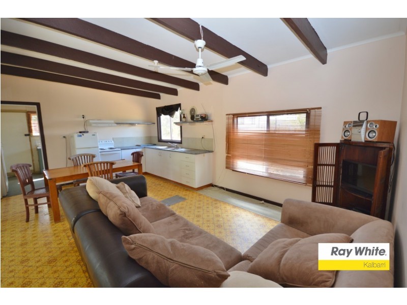 5 Nairn Place, Kalbarri WA 6536