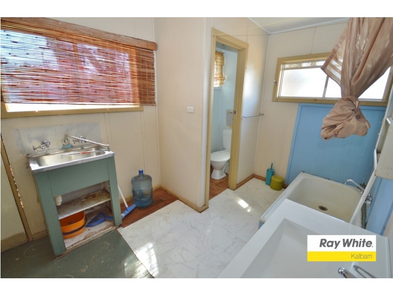 5 Nairn Place, Kalbarri WA 6536
