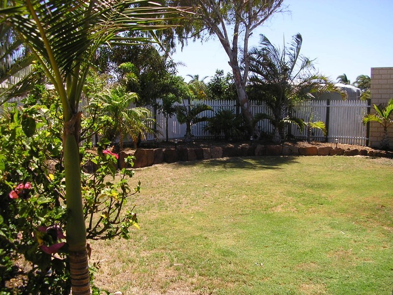 10 Gantheaume Crescent, Kalbarri WA 6536