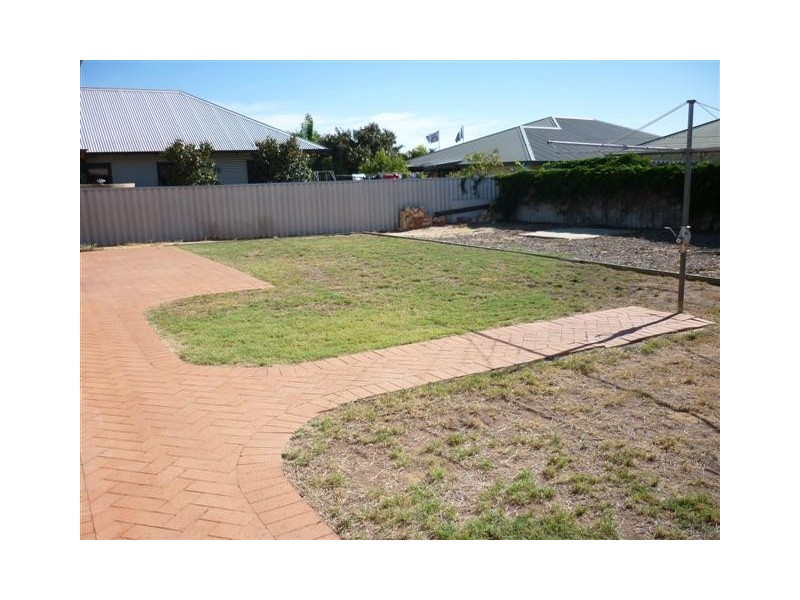 4 Gallant Close, Kalbarri WA 6536