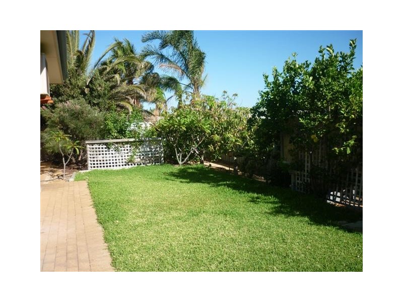 12 Gantheaume Crescent, Kalbarri WA 6536