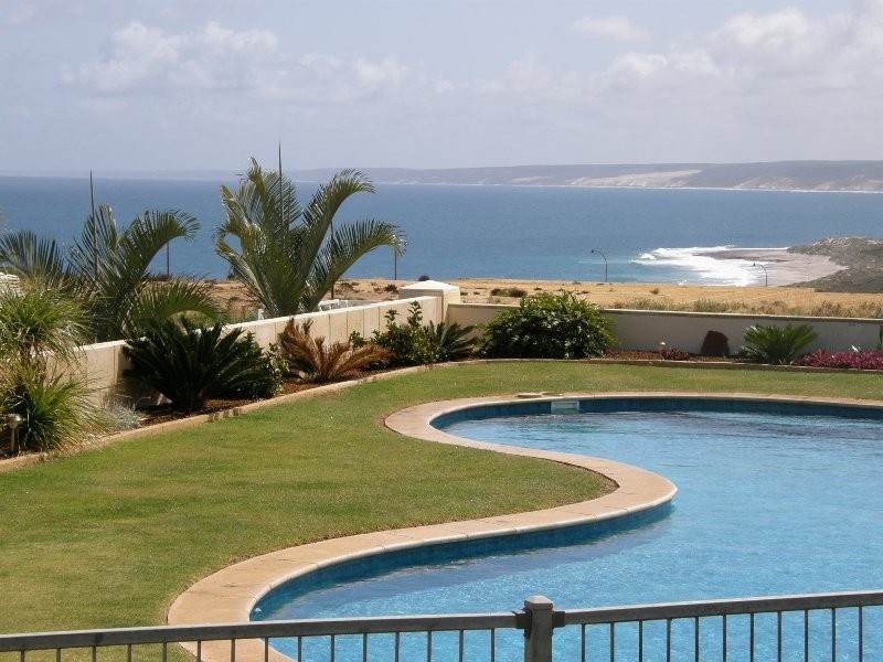 8 Jacques Boulevard, Kalbarri WA 6536
