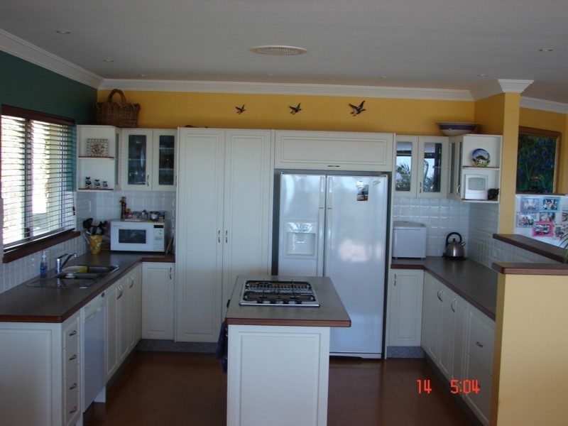 8 Jacques Boulevard, Kalbarri WA 6536