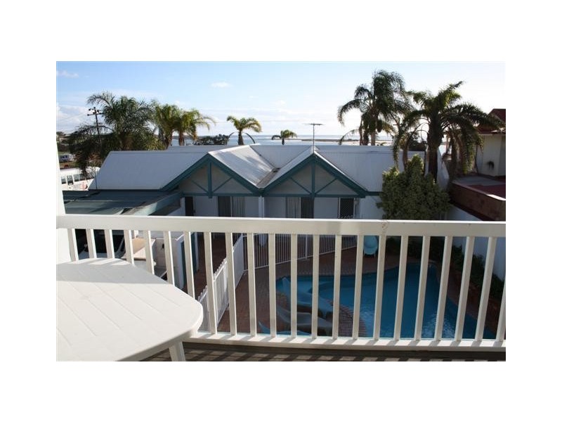 Unit 4 94 Grey Street, Kalbarri WA 6536