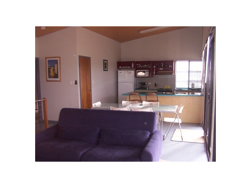 3/3 Glass Street, Kalbarri WA 6536