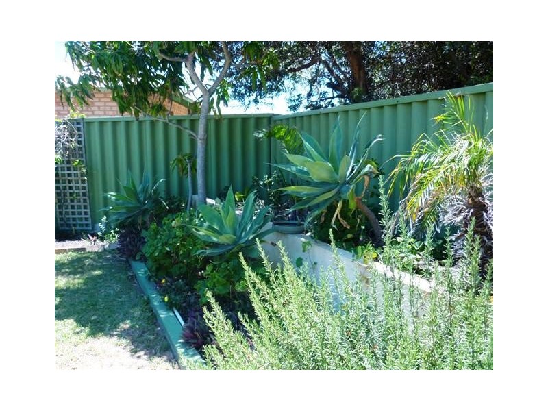 13 Waikiri Parade, Kalbarri WA 6536