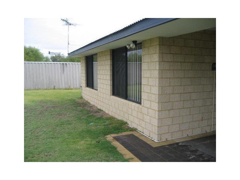 3 Gliddon Avenue, Kalbarri WA 6536