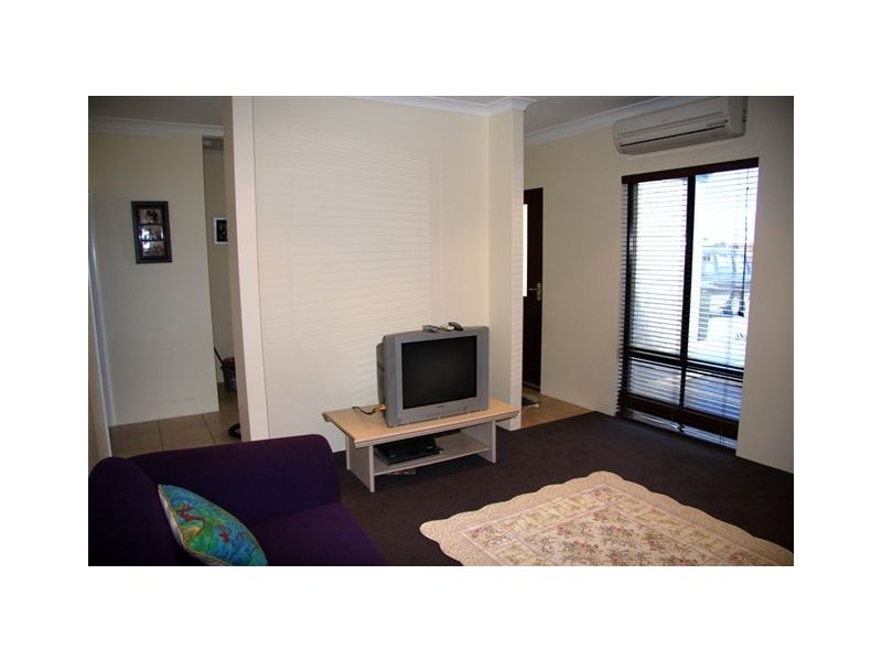 11  Gliddon Avenue, Kalbarri WA 6536