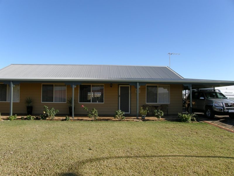 44 Gantheaume Crescent, Kalbarri WA 6536