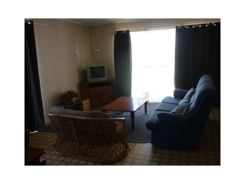 1/116 Nanda Drive – Sun River Chalets, Kalbarri WA 6536