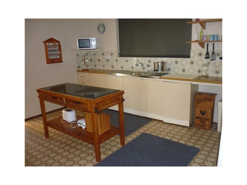 1/116 Nanda Drive – Sun River Chalets, Kalbarri WA 6536