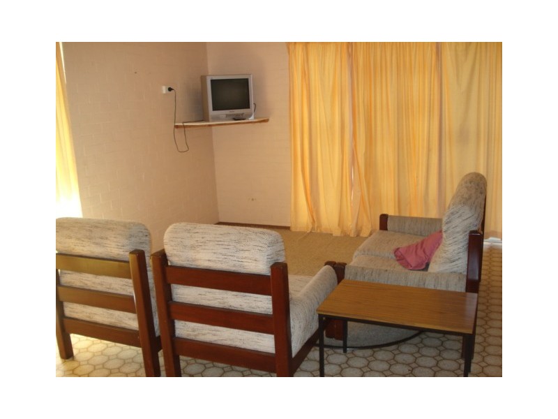 4/116 Nanda Drive – Sun River Chalets, Kalbarri WA 6536