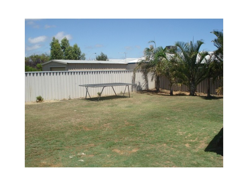 4 Salamit Place, Kalbarri WA 6536
