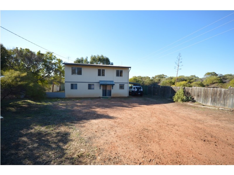 5 Ash Place, Kalbarri WA 6536