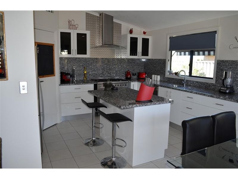 29 Crocos Circuit, Kalbarri WA 6536