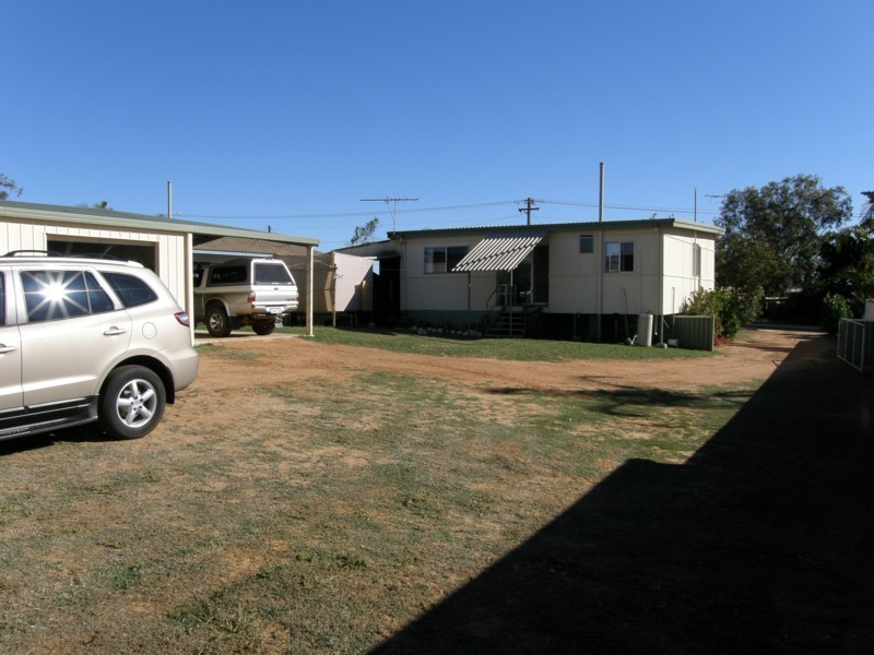 11 Mallard Street, Kalbarri WA 6536