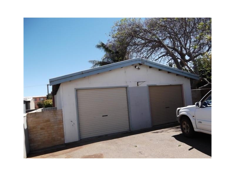 11 Haselby Street, Kalbarri WA 6536