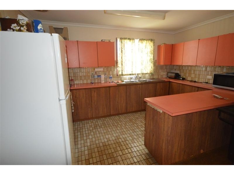 16 Ralph Street, Kalbarri WA 6536