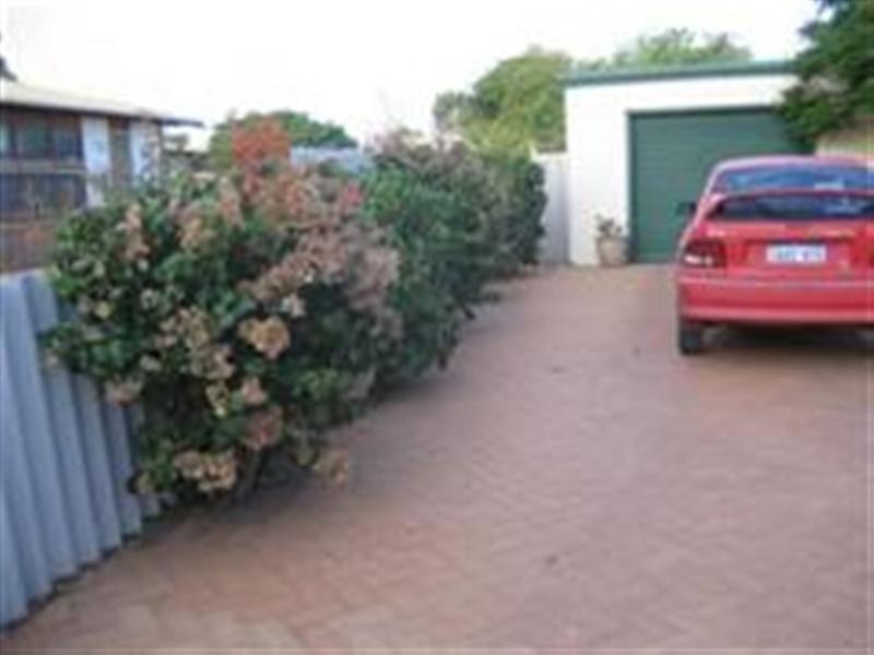 13 Maver Street, Kalbarri WA 6536