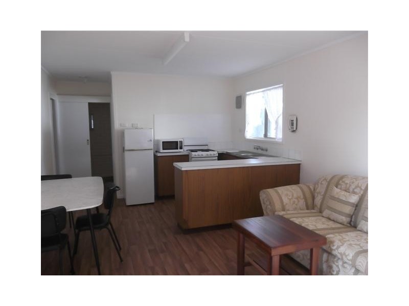 2 B Clifton Place, Kalbarri WA 6536