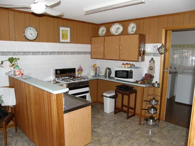 13 Maver Street, Kalbarri WA 6536