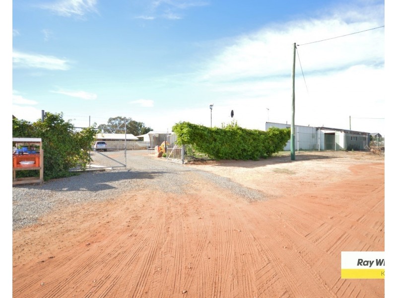 37 Atkinson Crescent, Kalbarri WA 6536