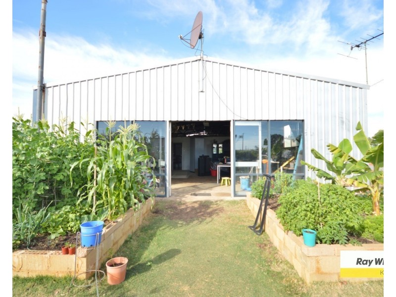 37 Atkinson Crescent, Kalbarri WA 6536