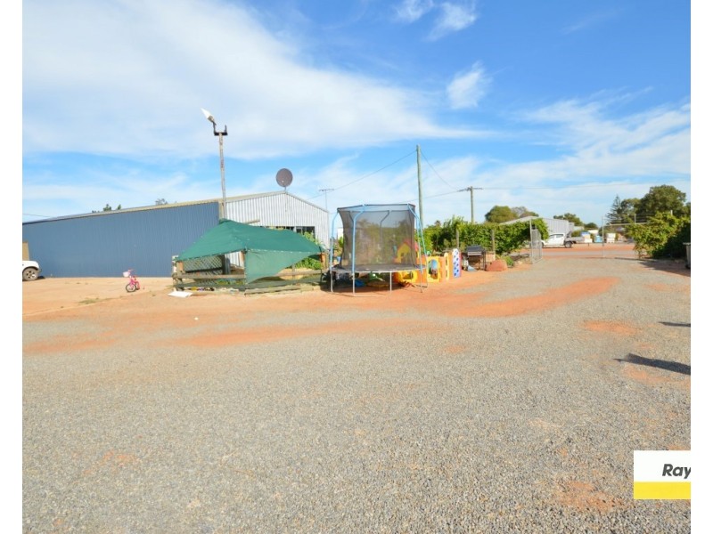 37 Atkinson Crescent, Kalbarri WA 6536